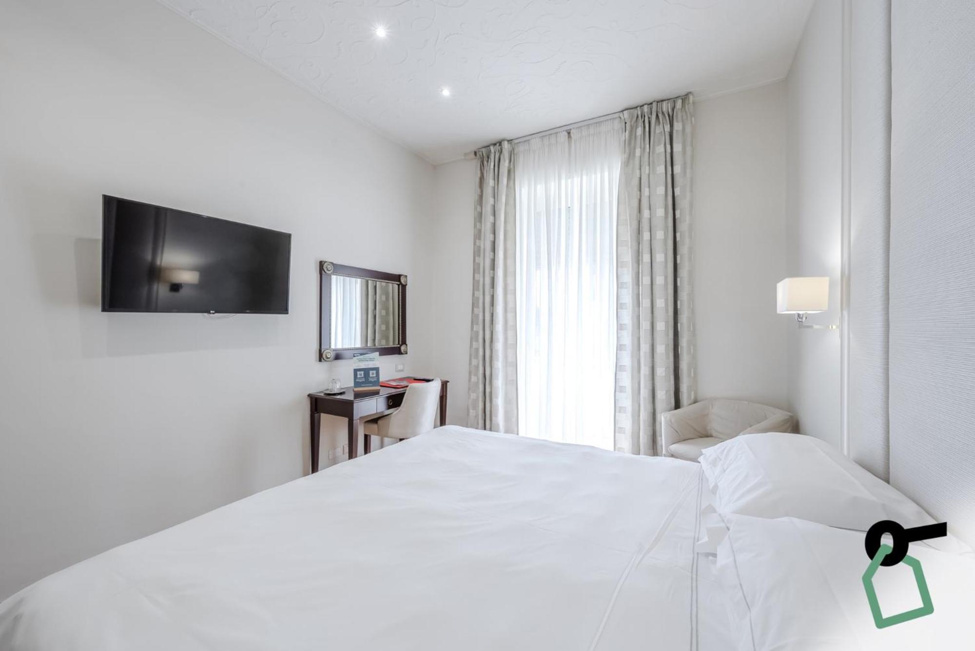 Hotiday Room Collection - Mediterranee Alassio Exterior foto