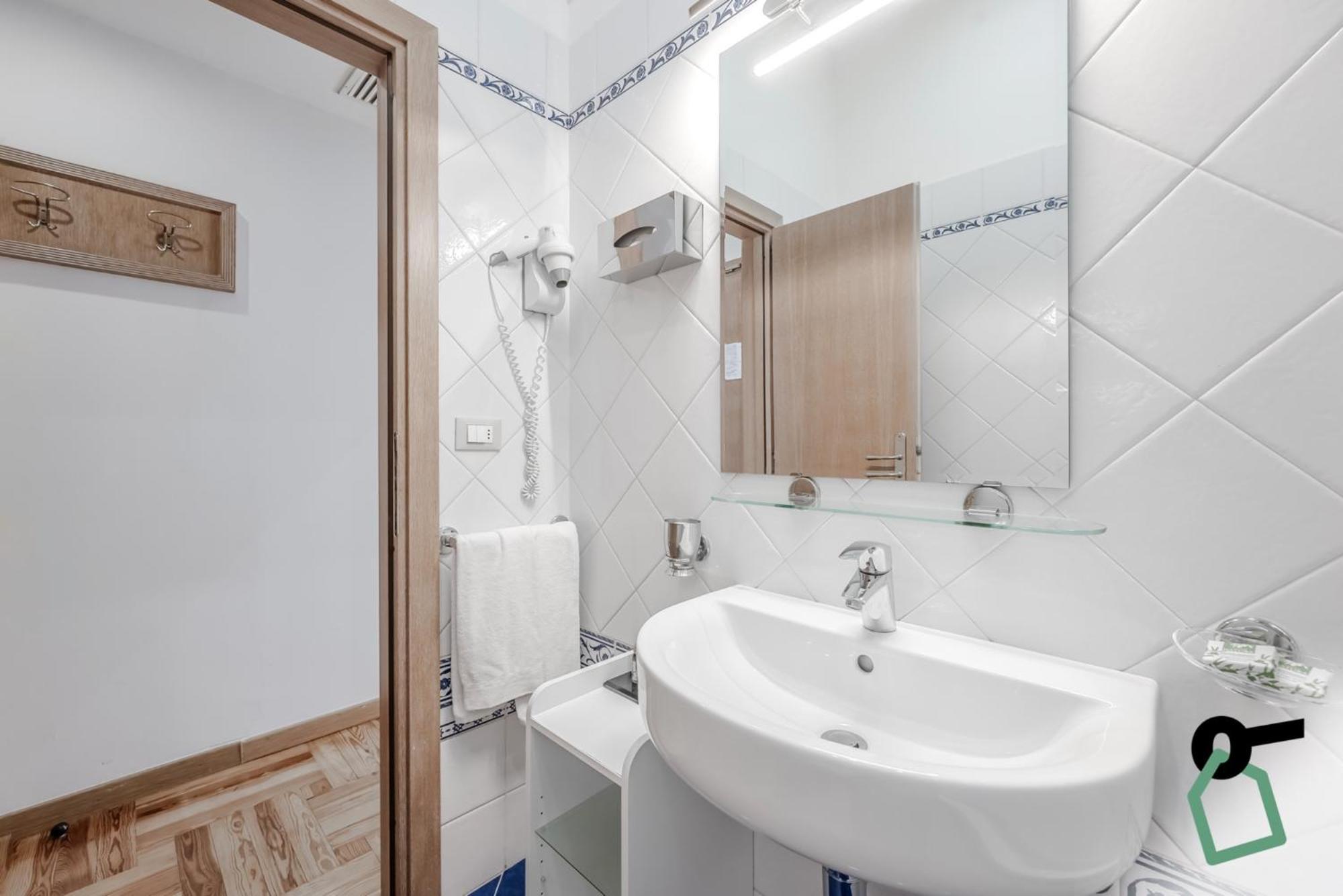 Hotiday Room Collection - Mediterranee Alassio Exterior foto