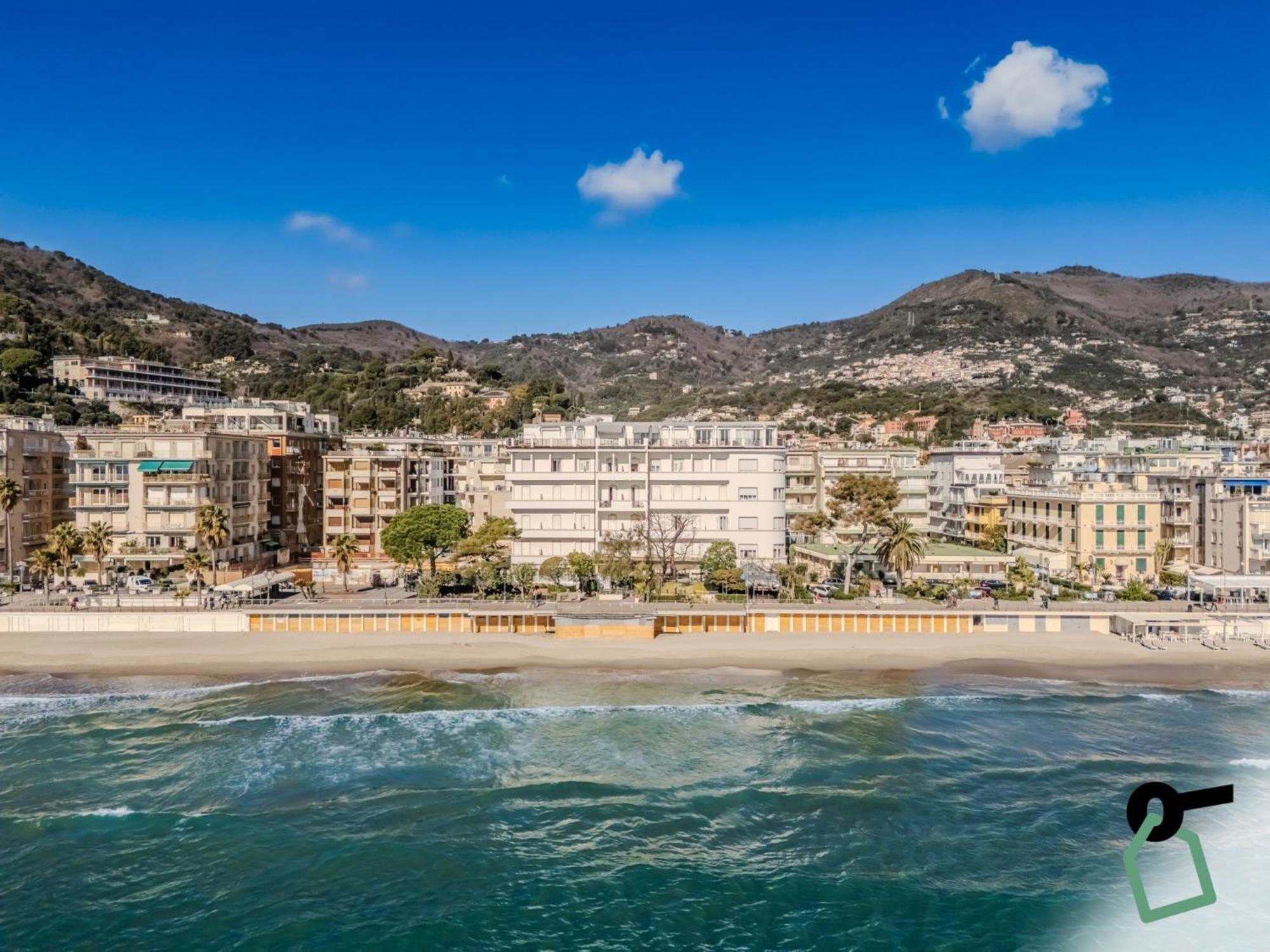 Hotiday Room Collection - Mediterranee Alassio Exterior foto