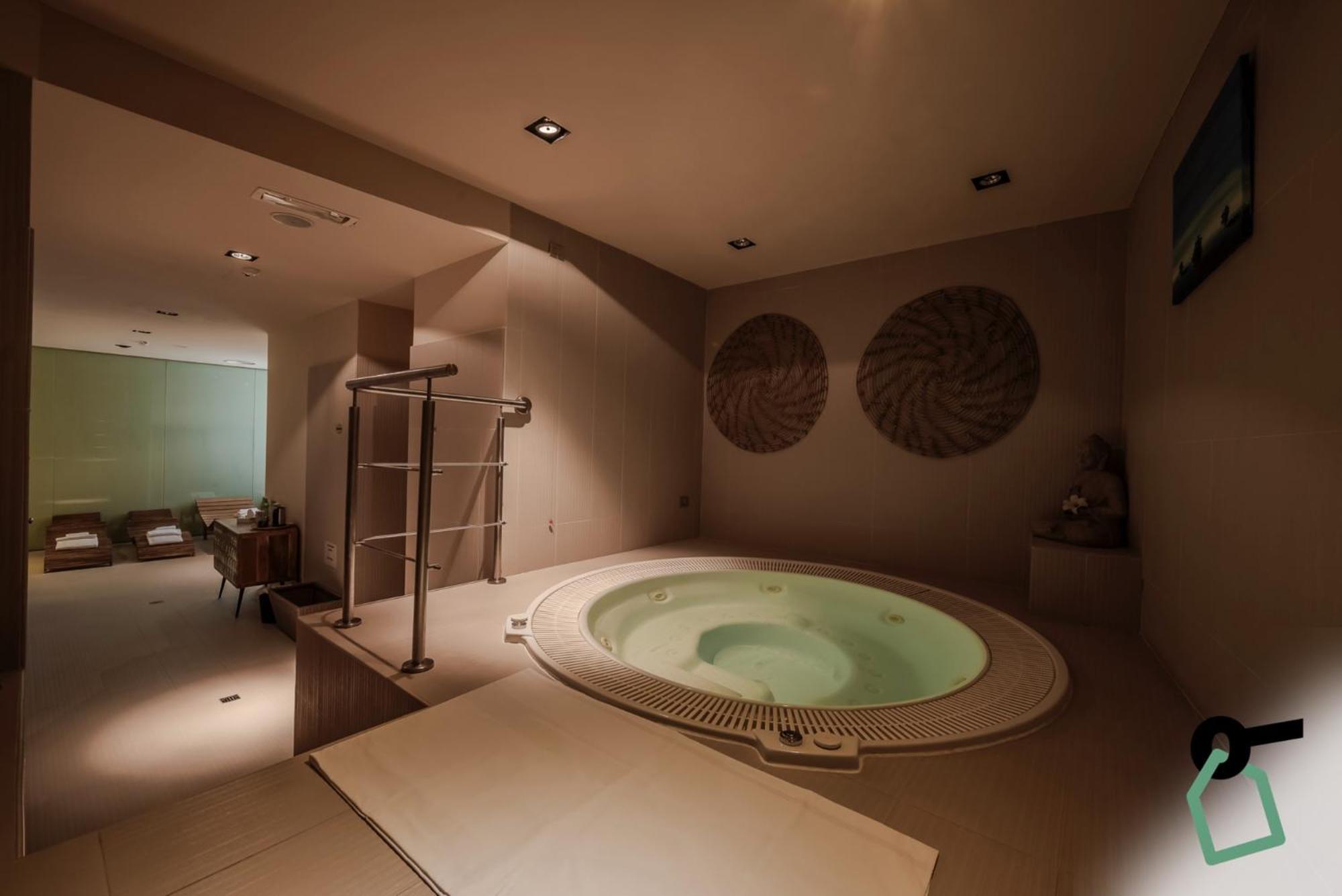 Hotiday Room Collection - Mediterranee Alassio Exterior foto